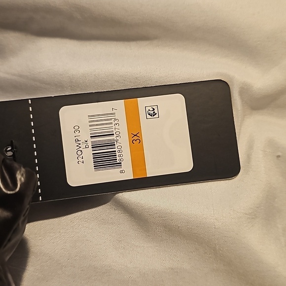 NWT Guess Shiny Black Puffer Jacket w Hoodie Pockets Full Zip 3X - Picture 8 of 15